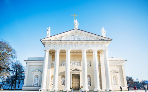 2_Monika Krilaviciene 2019 Katedra ziema diena (1).jpg